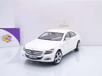 Norev 183943 # Mercedes-Benz CLS C218 Coupe Baujahr 2011 " weißmetallic " 1:18