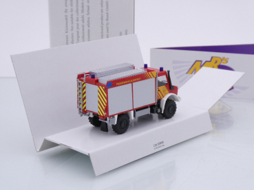 Preview: Busch 51056 # Mercedes-Benz Unimog U5023 rot-gelb " Feuerwehr Albstadt " 1:87