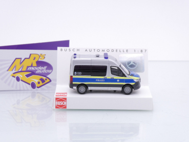 Preview: Busch 54057 # Mercedes-Benz Sprinter " Polizei München - Unfallkommando " 1:87