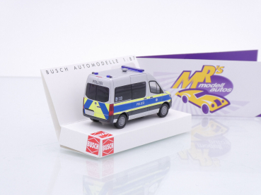Preview: Busch 54057 # Mercedes-Benz Sprinter " Polizei München - Unfallkommando " 1:87
