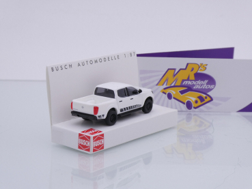 Preview: Busch 53712 # Nissan Navara Pick-Up N-Guard Baujahr 2015 " weiß-schwarz " 1:87