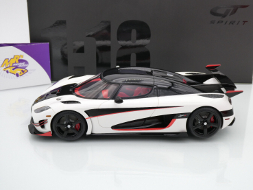 Preview: GT Spirit GT877 # Koenigsegg Agera RS Baujahr 2016 " Arcticweiß-schwarz " 1:18