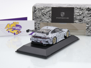 Preview: Spark WAP0202700RGT3 # Porsche 911 (992) GT3 R Baujahr 2022 " Erlkönig Testcar " 1:43