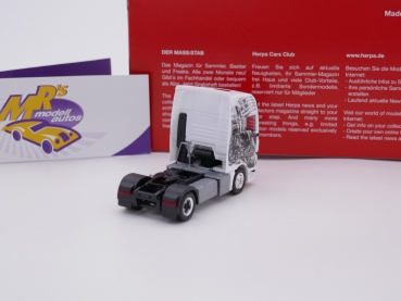 Preview: Herpa 314480 # MAN TGX XXL Zugmaschine " Poseidon, Gott des Meeres Bayern " 1:87