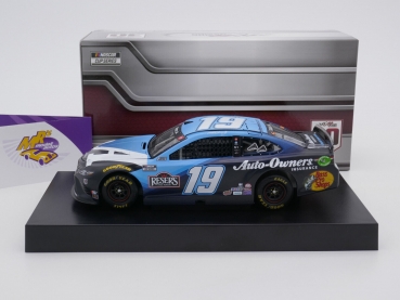 Preview: Lionel Racing C192123AOIMT # Toyota NASCAR 2021 " Martin Truex Jr. - Auto-Owners Insurance " 1:24