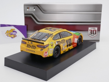 Preview: Lionel Racing C182123MM8KB # Toyota NASCAR 2021 " Kyle Busch - M&M's Throwback " 1:24