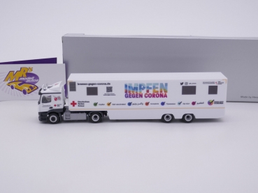 Preview: Herpa 949514 # Mercede Benz Actros Space Koffer-SZ DRK Bremen / Impfmobil 1:87