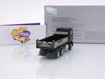 Preview: Herpa 952408 # Mercedes-Benz Arocs M Kipper schwarz " Leonhard Weiss Ausbildung " 1:87