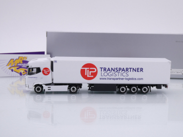 Preview: Herpa 957069 # DAF XG+ 2/3-achs Kühlkoffer-Sattelzug " Transpartner Logistics " 1:87