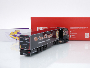Preview: Herpa 317542 # Scania CS20 HD 2/3-achs Kühlkoffer-Sattelzug " Stefan Klingbeil " 1:87