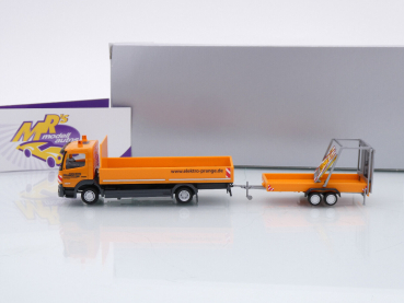 Preview: Herpa 956246 # Mercedes Atego Pritschen-LKW + Anhänger " Elektro Prange " 1:87