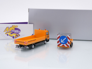 Preview: Herpa 956246 # Mercedes Atego Pritschen-LKW + Anhänger " Elektro Prange " 1:87