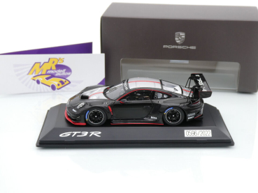 Preview: Spark WAP0202730RGT3 # Porsche 911 (992) GT3 R Baujahr 2022 " schwarz-silber " 1:43