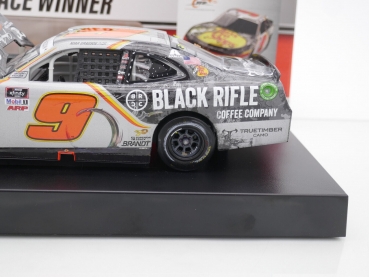 Preview: Lionel Racing WX92123BPSNGL # Chevrolet Camaro NASCAR 2021 " Noah Gragson - Darlington Fall Race Winner " 1:24