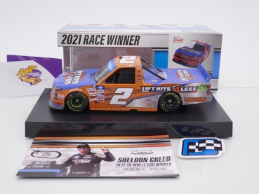 Preview: Lionel Racing WX22124LKLSLL # Chevrolet Silverado NASCAR 2021 " Sheldon Creed - Darlington Fall Race Winner " 1:24