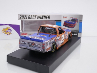 Preview: Lionel Racing WX22124LKLSLL # Chevrolet Silverado NASCAR 2021 " Sheldon Creed - Darlington Fall Race Winner " 1:24