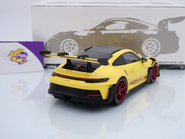 Preview: Minichamps 110062025 # Porsche 911 (992) GT3 RS Baujahr 2024 " gelb-rot " 1:18