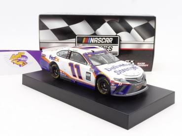 Preview: Lionel Racing W112023F2DHL # Toyota NASCAR 2020 " Denny Hamlin - FedEx Winner Darlington " 1:24