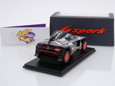 Preview: Spark S3188 # Audi RS Q e-tron Nr.200 Rallye Dakar 2022 " Stephane Peterhansel - Edouard Boulanger " 1:43