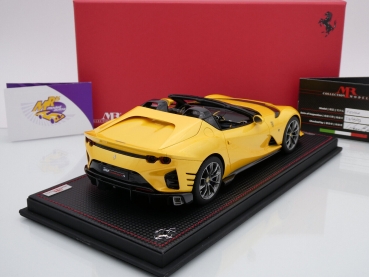 Preview: MR FE034A # Ferrari 812 Competizione A Spyder Baujahr 2021 " Ferrarigelb-schwarz (Giallo Tristrato) " 1:18