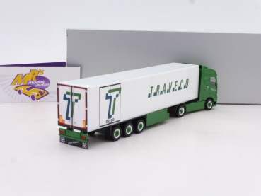 Preview: Herpa 944175 # Volvo FH GL Kühlkoffer-Sattelzug " Traveco Transporte " 1:87