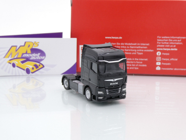 Preview: Herpa 315876-002 # MAN TGX GX 2-achs Zugmaschine " schwarz " 1:87
