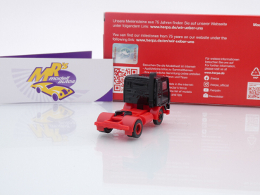 Preview: Herpa 956567 # Volvo F10 2-achs Zugmaschine Baujahr 1983 schwarz-rot " 75 Jahre Herpa " 1:87