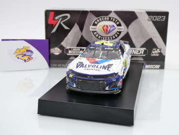 Preview: Lionel Racing W242323VALWBV # Chevrolet Camaro ZL1 NASCAR 2023 " William Byron - Valvoline Motor Oil Phoenix Spring Race Winner " 1:24