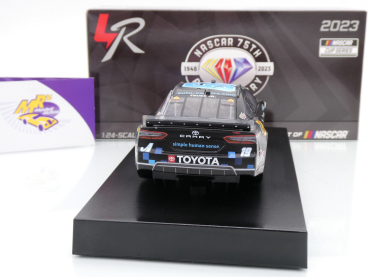 Preview: Lionel Racing C192323AOSMT # Toyota Camry NASCAR 2023 " Martin Truex Jr. - Auto-Owners Insurance Throwback " 1:24
