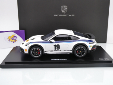 Preview: Spark WAP0210040PDKK # Porsche 911 (992) Dakar Nr.19 Baujahr 2023 " Rallye Dakar 1974 Retro Design " 1:18