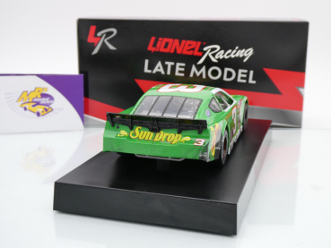 Preview: Lionel Racing LX32323SUNEJNWRV # Chevrolet Camaro ZL1 NASCAR Late Model 2023 " Dale Earnhardt Jr. - Sun Drop North Wilkesboro Race Version " 1:24