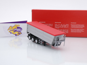Preview: Herpa 077057-002 # 3-achs Stahlrundmuldenauflieger " silber mit roter Plane " 1:87