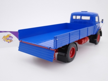 Preview: Schuco 00448 # Mercedes Benz L911 mit Plane Baujahr 1959 " dunkelblau-rot " 1:18