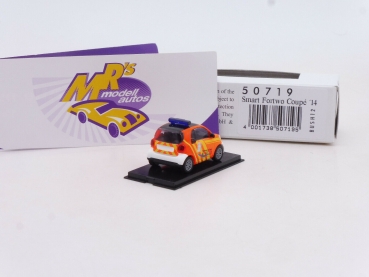 Preview: Busch 50719 # Smart Fortwo Coupe Einsatzfahrzeug " Feuerwehr Alsfeld " 1:87