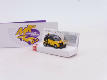 Busch 46148 # Smart Fortwo 07 mit Schneeschieber " gelb-schwarz " 1:87