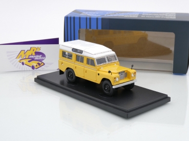 Preview: Autocult Avenue 60108 # Land Rover 109 Series III Baujahr 1975 " gelb-weiß " 1:43