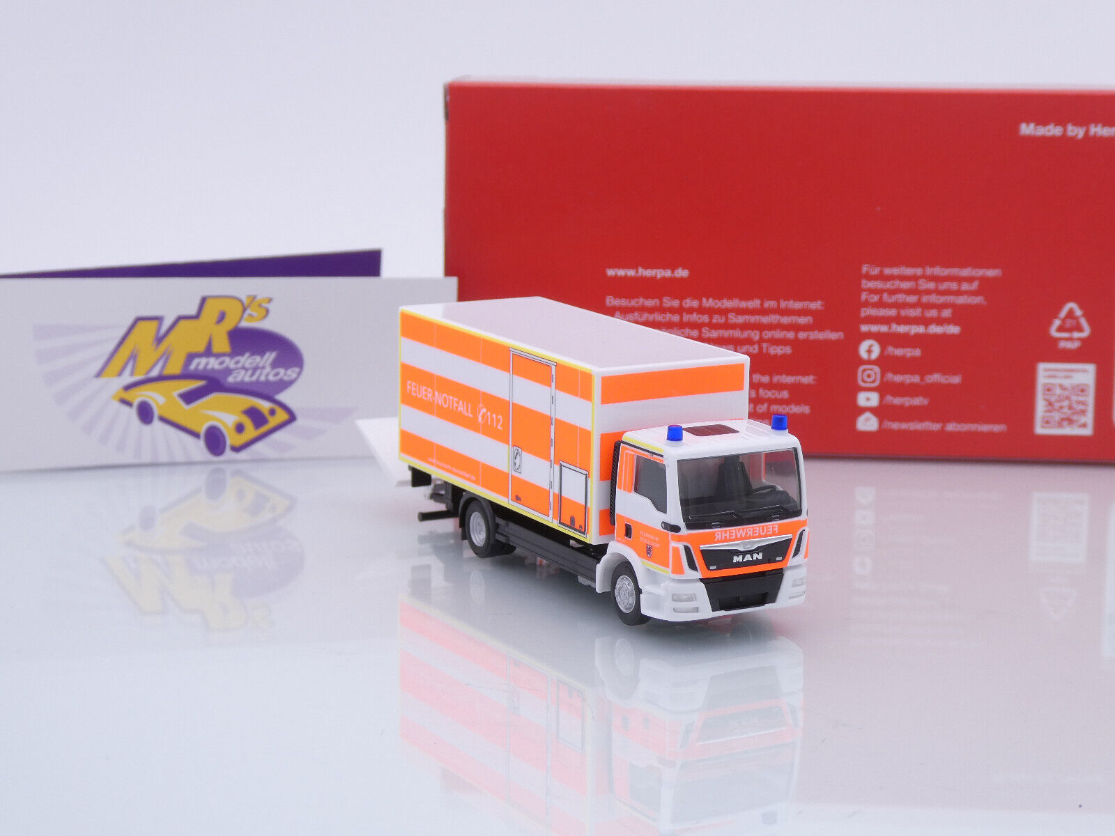 herpa 098076 Model Vehicle Man TGM Suitcase Truck with Taillift, Fire Brigade Düsseldorf, Miniature in Scale 1:87, Collectible, Made in Germany, Model Made of Plastic