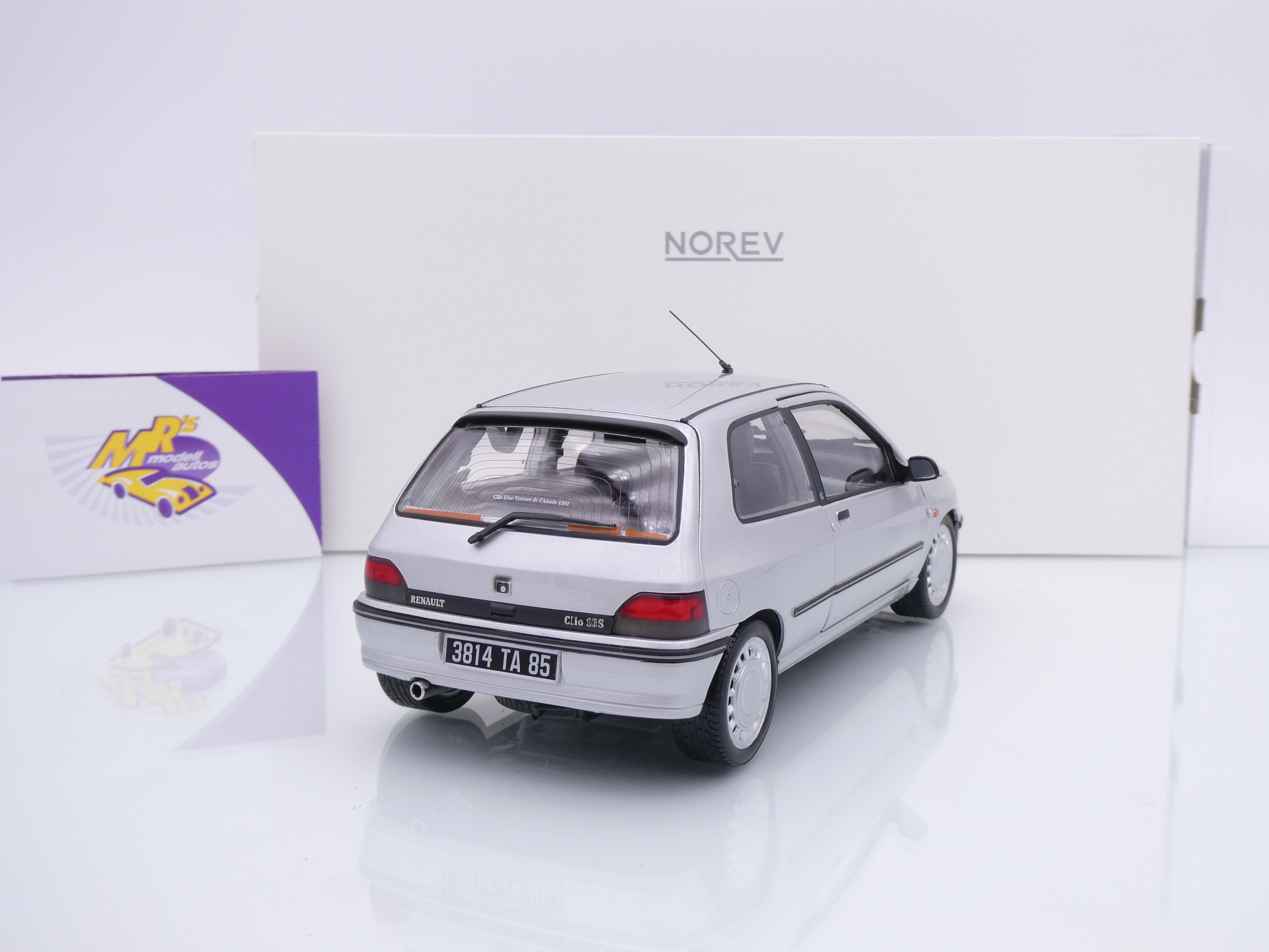 Renault Clio 16S 1991 Blanche 1/18 Norev - Etoile Auto49