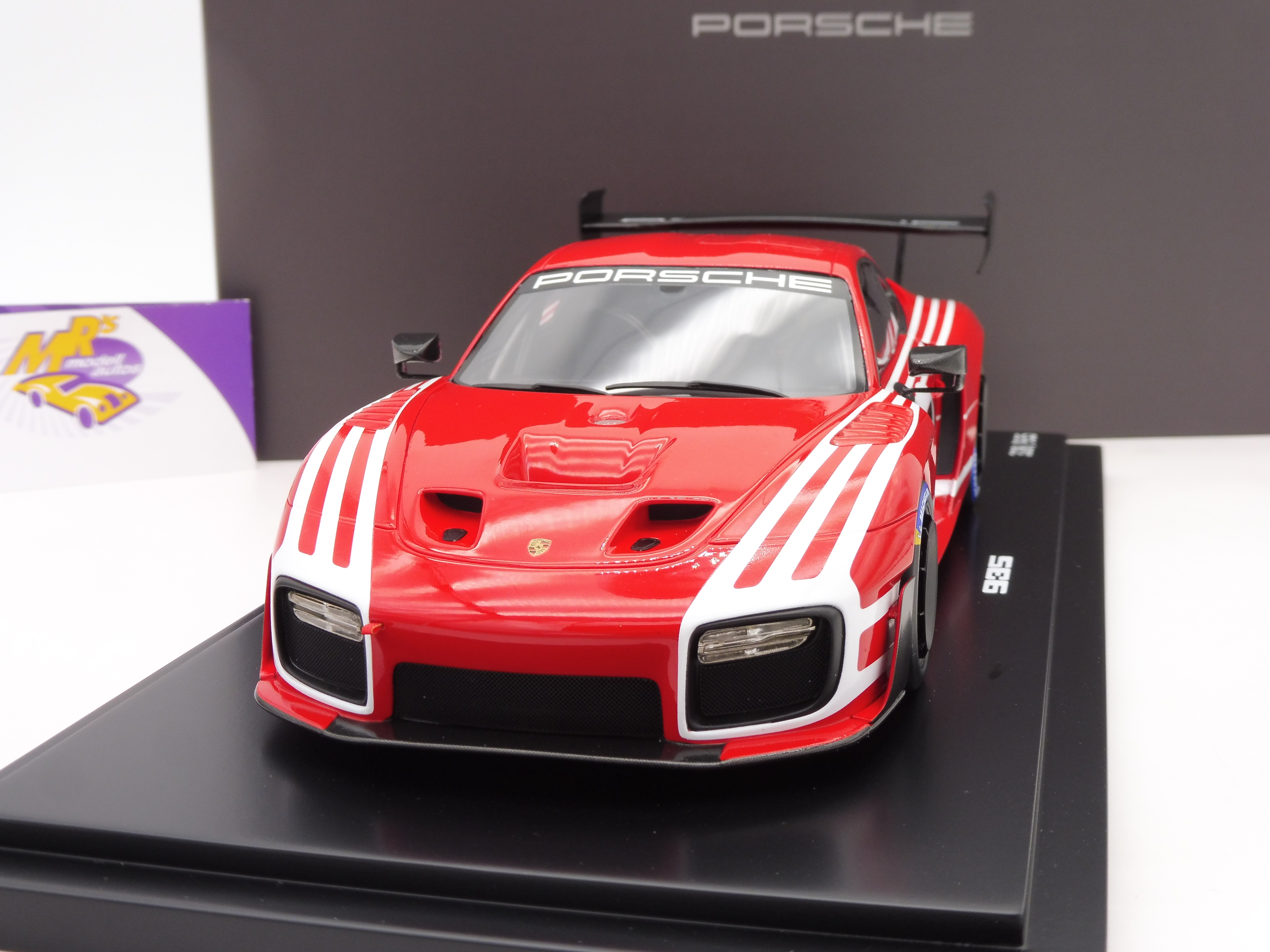 Mrs Modellautos - Spark WAP0219410M93 # Porsche 935 auf Basis 911
