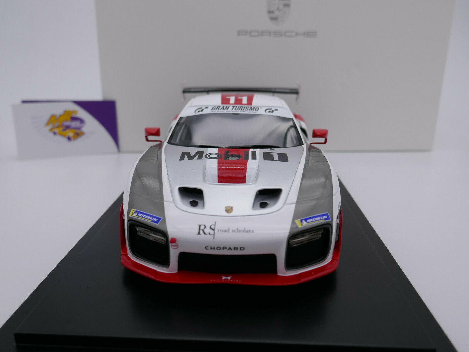 939441_7