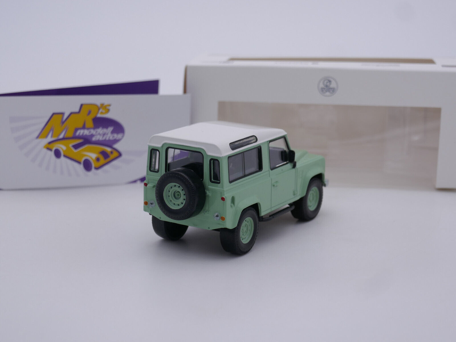Miniature Norev 1/43 - Land Rover Dépanneuse 4x4 - Vert Kaki - Année 1969 - France