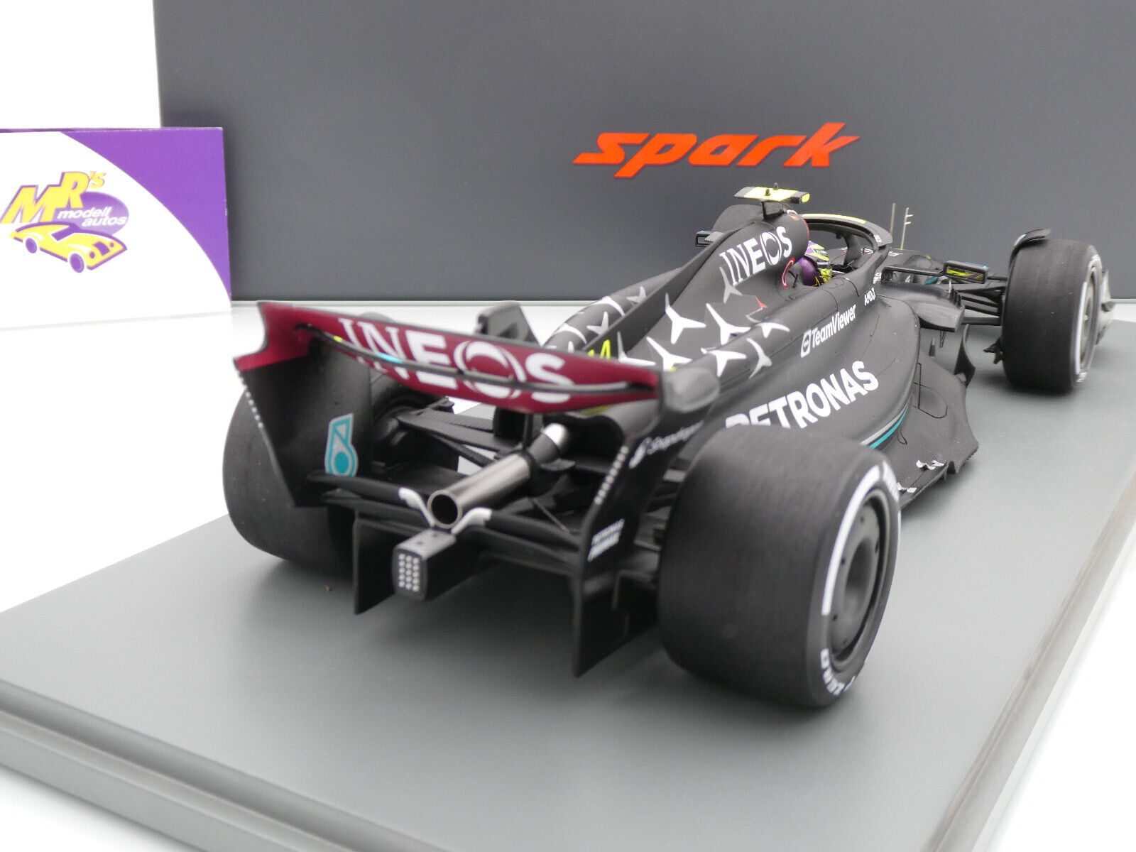 1/18 スパーク Mercedes- F1 W14 E No.44 2023 1/18 スパーク Mercedes