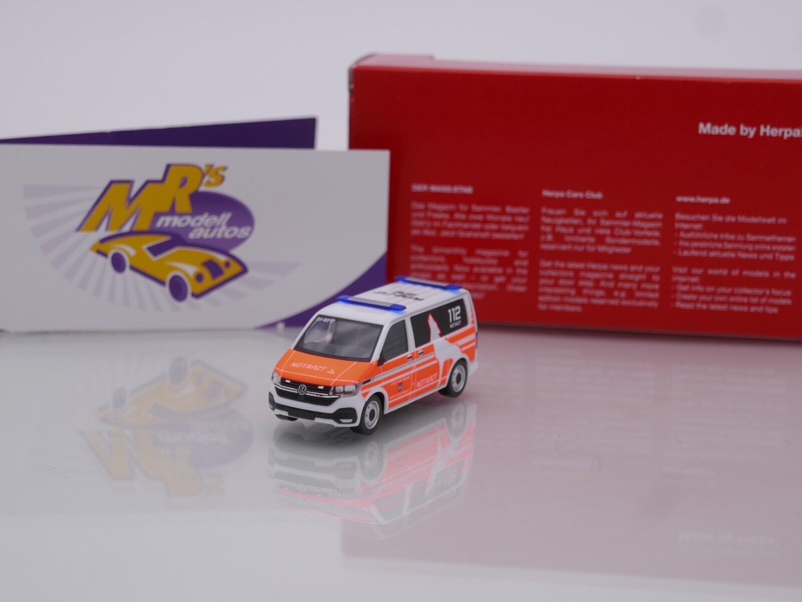 herpa Modellino Mercedes-Benz Sprinter '18 minibus Vigili del fuoco Wiesbaden, miniatura in scala 1:87, pezzo da collezione, fatto in Germania, modello in plastica