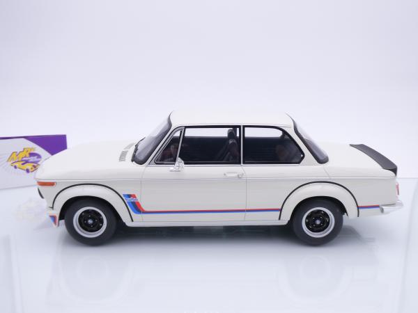 Ottomobile G077 # BMW 2002 Turbo Baujahr 1974 " chamonixweiß " 1:12