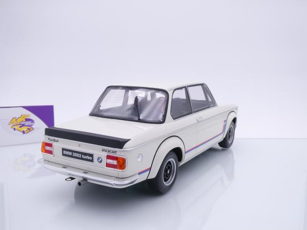 Ottomobile G077 # BMW 2002 Turbo Baujahr 1974 " chamonixweiß " 1:12