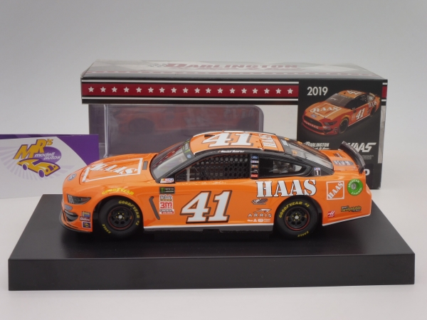 Lionel Racing C411923HRDZ # Ford NASCAR Serie 2019 " Daniel Suarez - Haas Darlington Throwback " 1:24