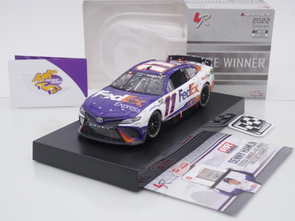 Lionel Racing W112223FEXDHK # Toyota Camry NASCAR 2022 " Denny Hamlin - FedEx Express Richmond Race Winner " 1:24