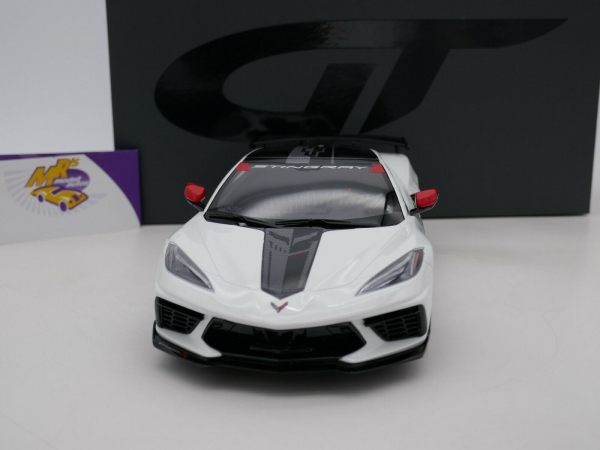 GT Spirit GT370 # Chevrolet Corvette C8 weiß " Pace Car IMSA America 2021 " 1:18
