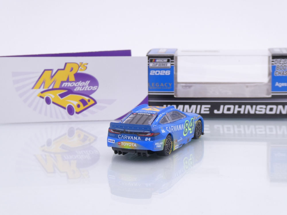 Lionel Racing C842661CAVJJ # Toyota Camry NASCAR 2026 " Jimmie Johnson - Carvana " 1:64