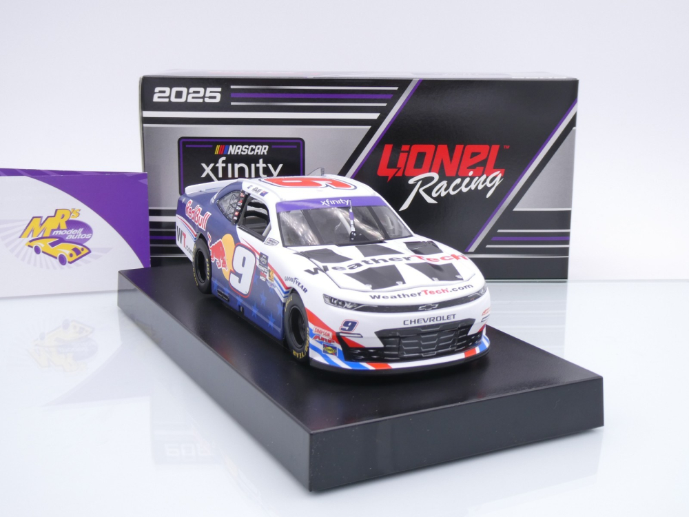 Lionel Racing NX92523RBLSV # Chevrolet Camaro NASCAR Xfinity 2025 " Shane van Gisbergen - WeatherTech / Red Bull " 1:24